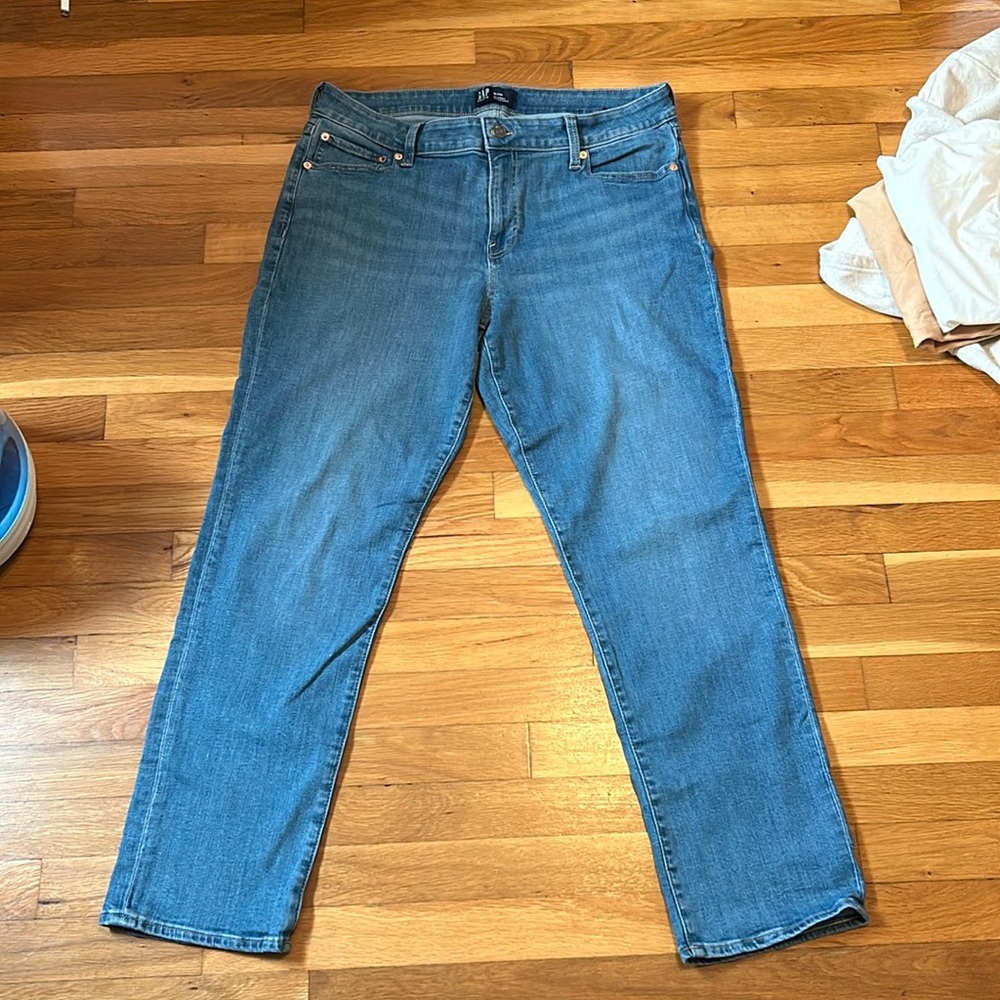 GAP women’s jeans